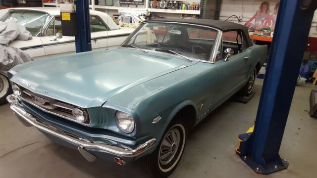 Ford Mustang 1966 image number 25