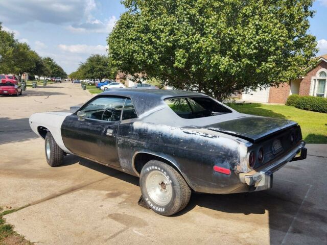 Plymouth Barracuda 1973 image number 14