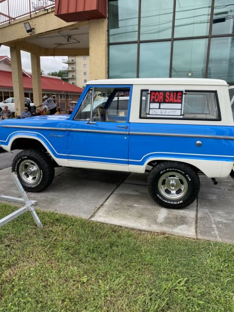 Ford Bronco 1974 image number 1