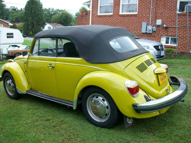 Volkswagen Beetle Cabriolet 1975 image number 16