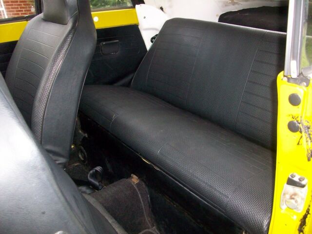 Volkswagen Beetle Cabriolet 1975 image number 21