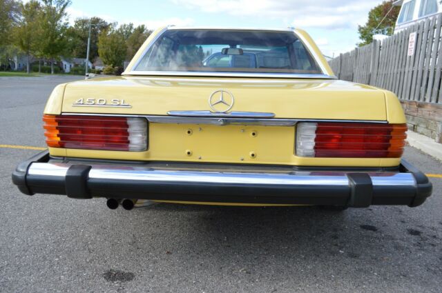 Mercedes-Benz SL-Class 1975 image number 6