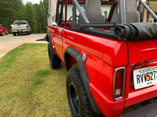 Ford Bronco 1966 image number 25