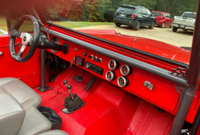 Ford Bronco 1966 image number 9