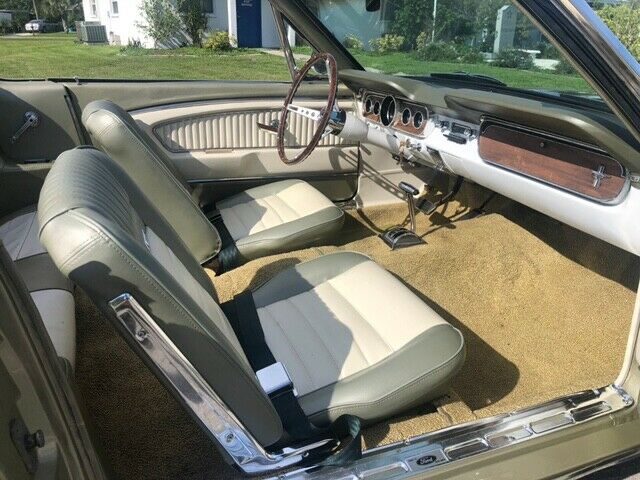 Ford Mustang 1965 image number 7