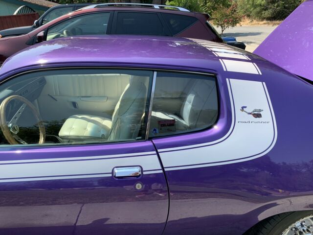 Plymouth Roadrunner 1973 image number 24