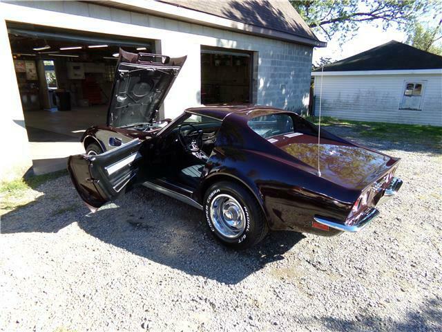 Chevrolet Corvette 1973 image number 16