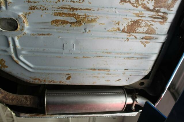 Oldsmobile Starfire 1964 image number 23