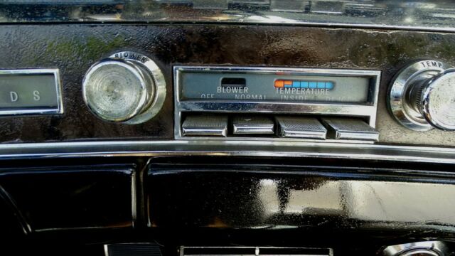Pontiac Bonneville 1967 image number 21