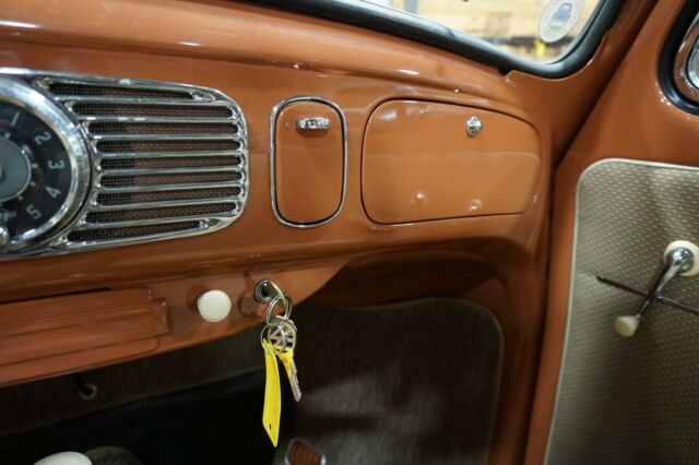 Volkswagen BEETLE SLIDE ROOF 1957 image number 15