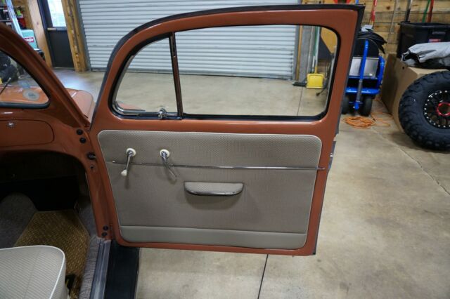 Volkswagen BEETLE SLIDE ROOF 1957 image number 17