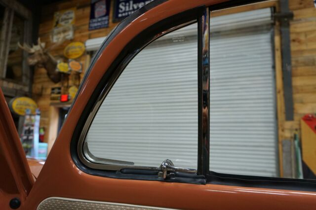 Volkswagen BEETLE SLIDE ROOF 1957 image number 45