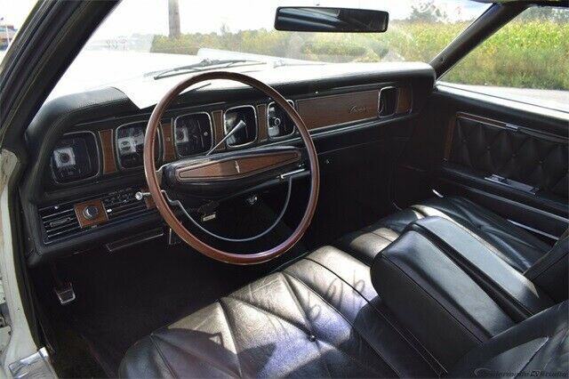 Lincoln Mark Series 1969 image number 12