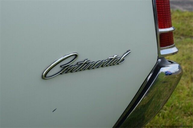Lincoln Mark Series 1969 image number 42