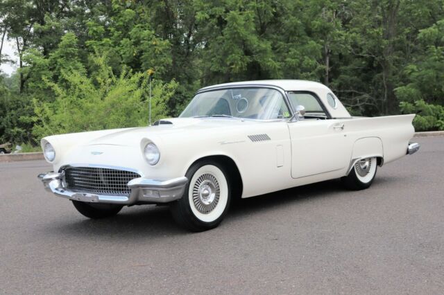 Ford Thunderbird 1957 image number 30