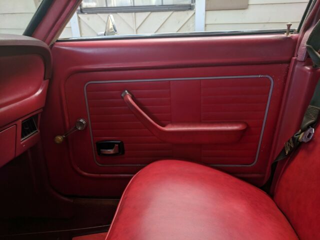 Ford Maverick 1977 image number 9