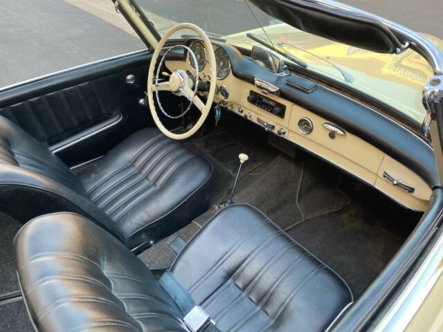 Mercedes-Benz SL-Class 1962 image number 14