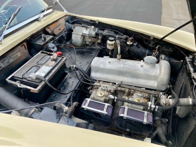 Mercedes-Benz SL-Class 1962 image number 39