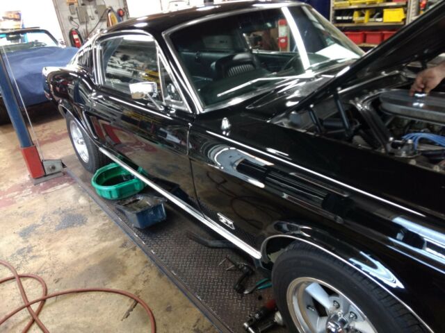 Ford Mustang 1965 image number 25