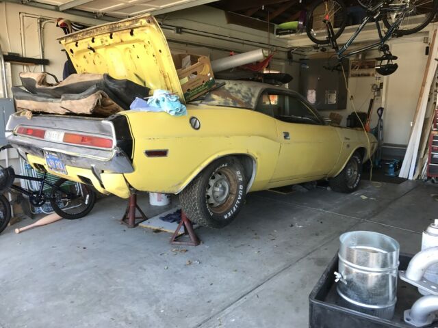 Dodge Challenger 1970 image number 11