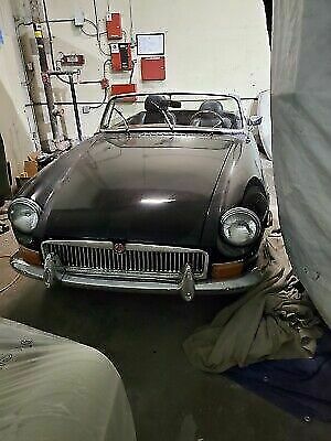 MG MGB 1978 image number 4