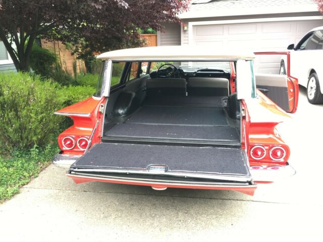 Chevrolet Impala 1960 image number 20