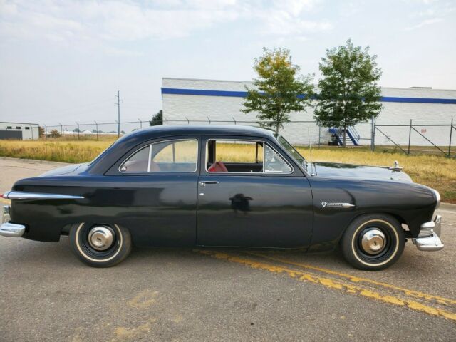 Ford Deluxe 1951 image number 28
