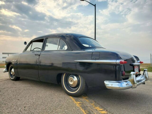 Ford Deluxe 1951 image number 33