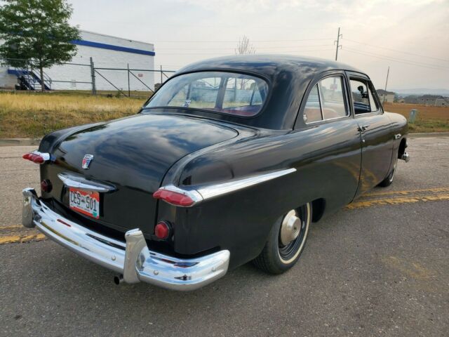 Ford Deluxe 1951 image number 5