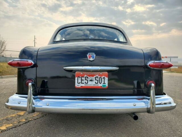 Ford Deluxe 1951 image number 6