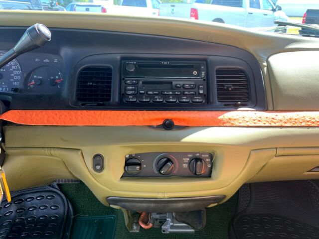 Ford F-100 1964 image number 22