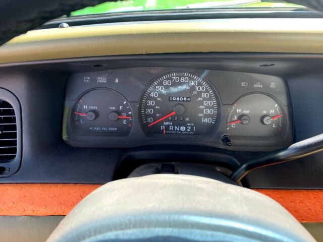 Ford F-100 1964 image number 23