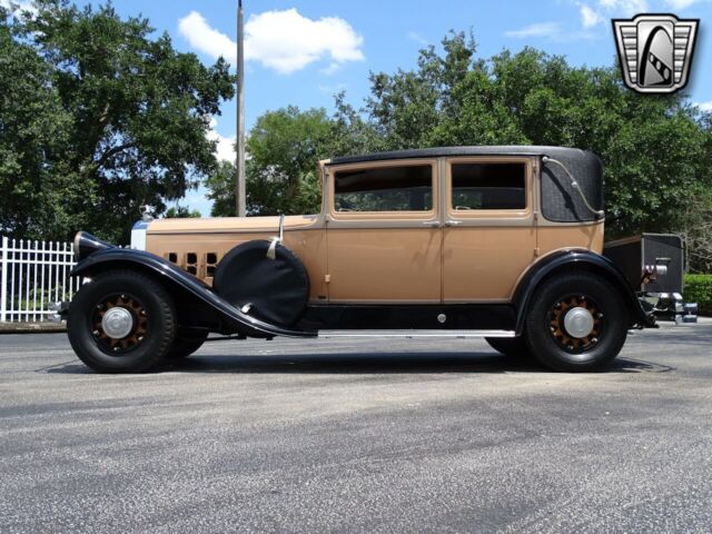 Pierce-Arrow Model B 1930 image number 40