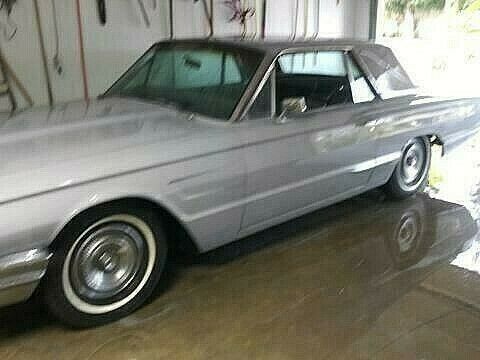 Ford Thunderbird 1965 image number 33