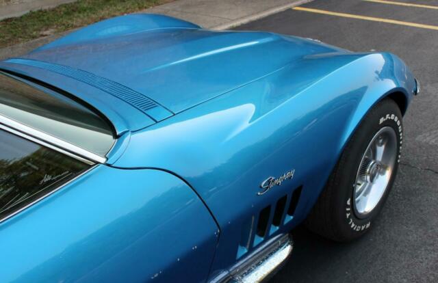 Chevrolet Corvette 1969 image number 16