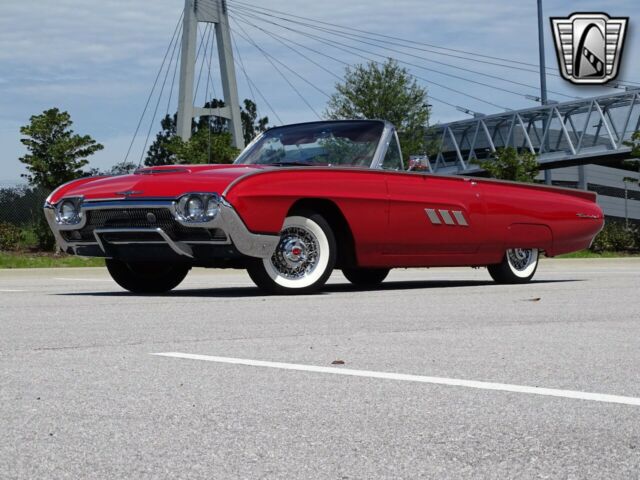 Ford Thunderbird 1963 image number 16