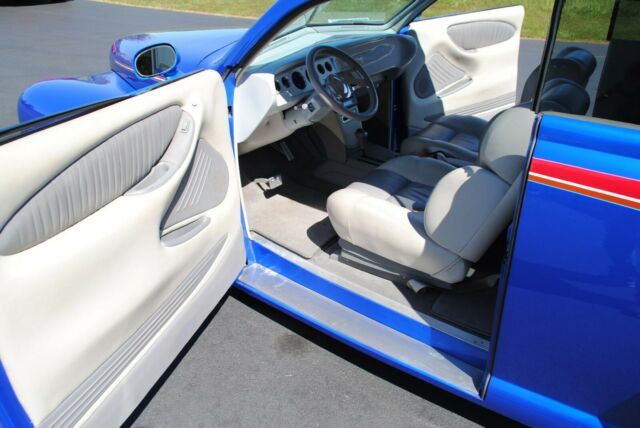 Ford Coupe 1947 image number 27