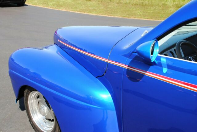 Ford Coupe 1947 image number 37
