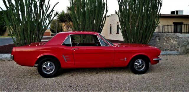 Ford Mustang 1966 image number 25