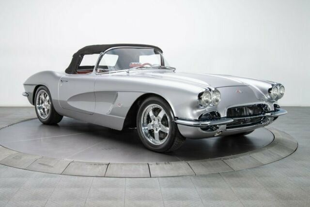 Chevrolet Corvette 1962 image number 38