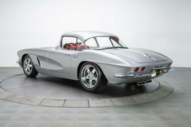 Chevrolet Corvette 1962 image number 42