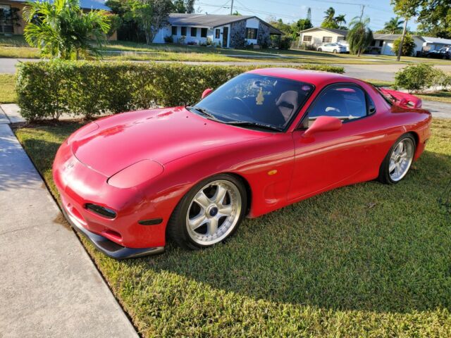 Mazda RX-7 1900 image number 12