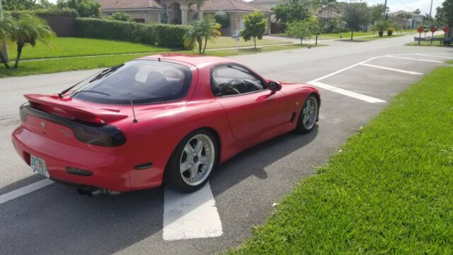 Mazda RX-7 1900 image number 15