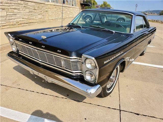 Ford Galaxie 1965 image number 20