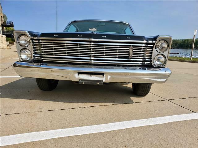Ford Galaxie 1965 image number 21