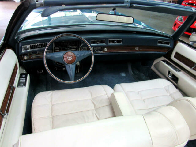 Cadillac Eldorado 1976 image number 32