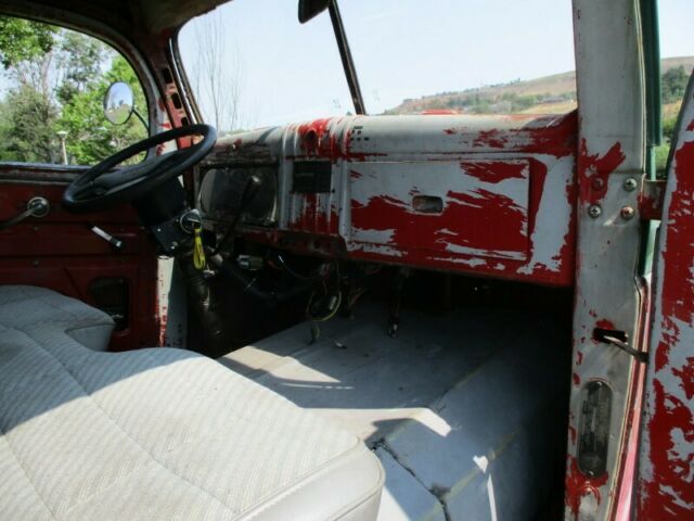 Dodge COE 1940 image number 42