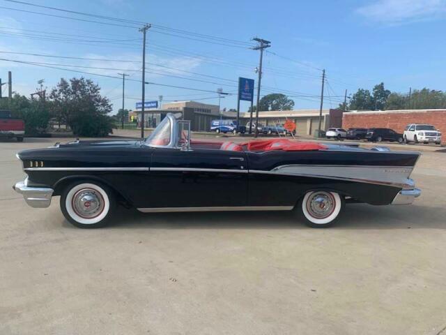 Chevrolet Bel Air/150/210 1957 image number 22