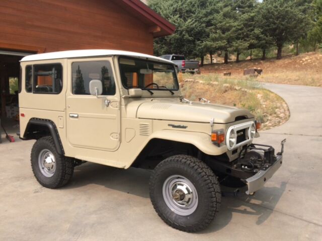 Toyota Land Cruiser 1978 image number 1