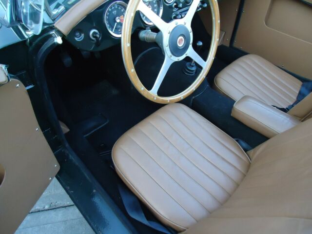 MG MGA 1960 image number 12